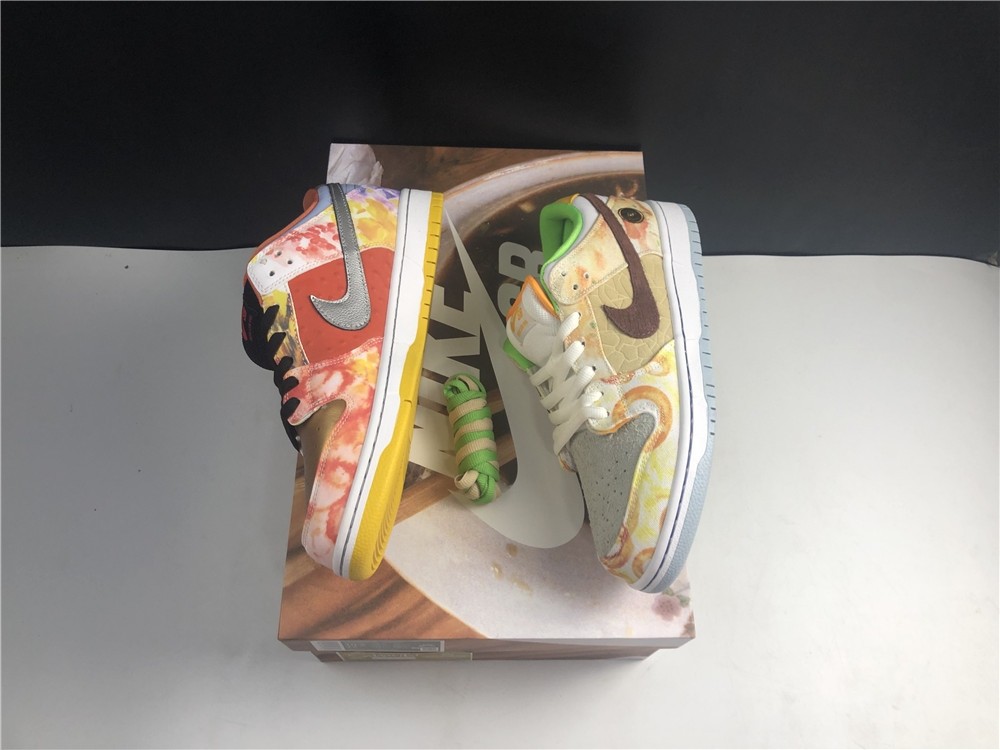 Nike SB Dunk Low “CNY” CV1628-800
