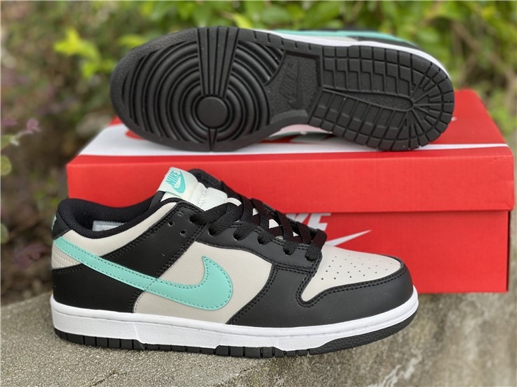 Nike Dunk Low Light Bone Tropical Twist - CW1590-003