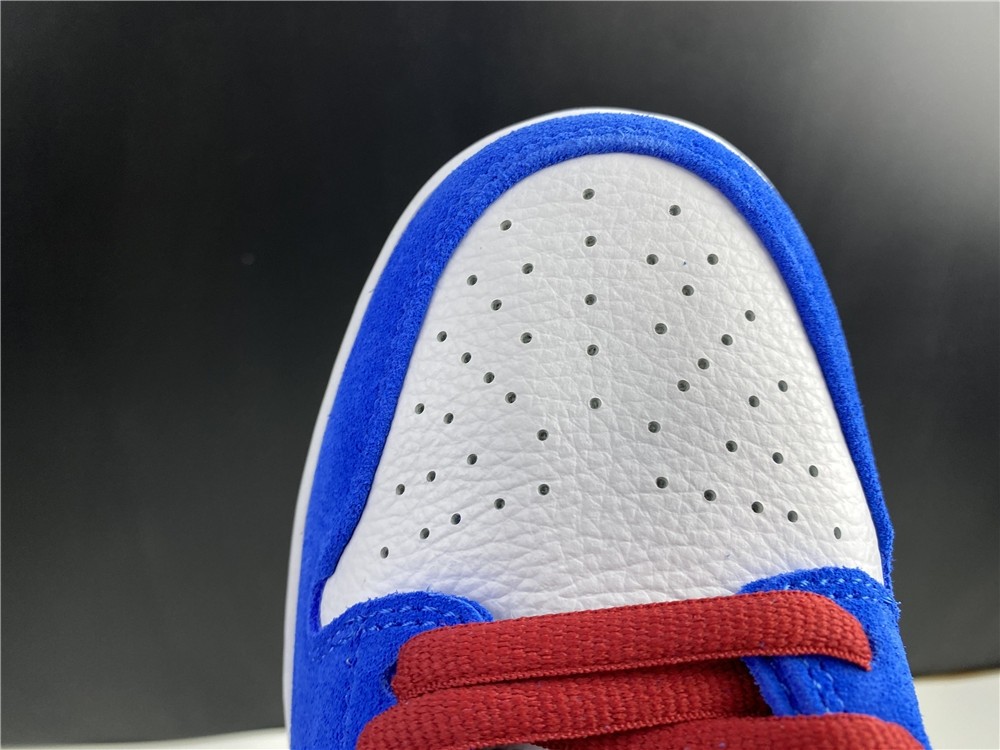 Nike SB Dunk Low BQ6817-400