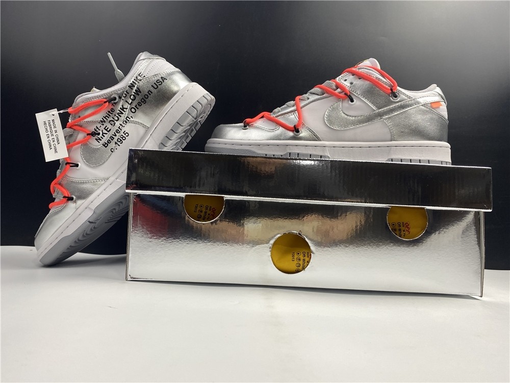 Off-White x Nike Dunk Low CT0856-800