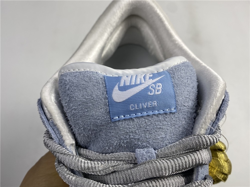 (Sean Cliver)x Nike SB Dunk Low DC9936-100