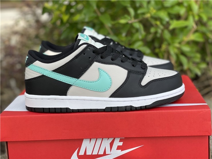 Nike Dunk Low Light Bone Tropical Twist - CW1590-003