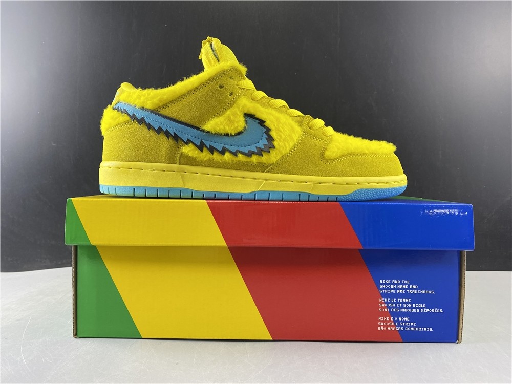 Grateful Dead x Nike SB Dunk Low“ Yellow Bear” CJ5378-700