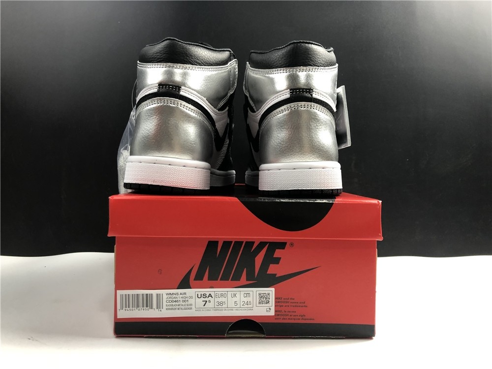 Air Jordan 1 High OG WMNS “Silver Toe” CD0461-001