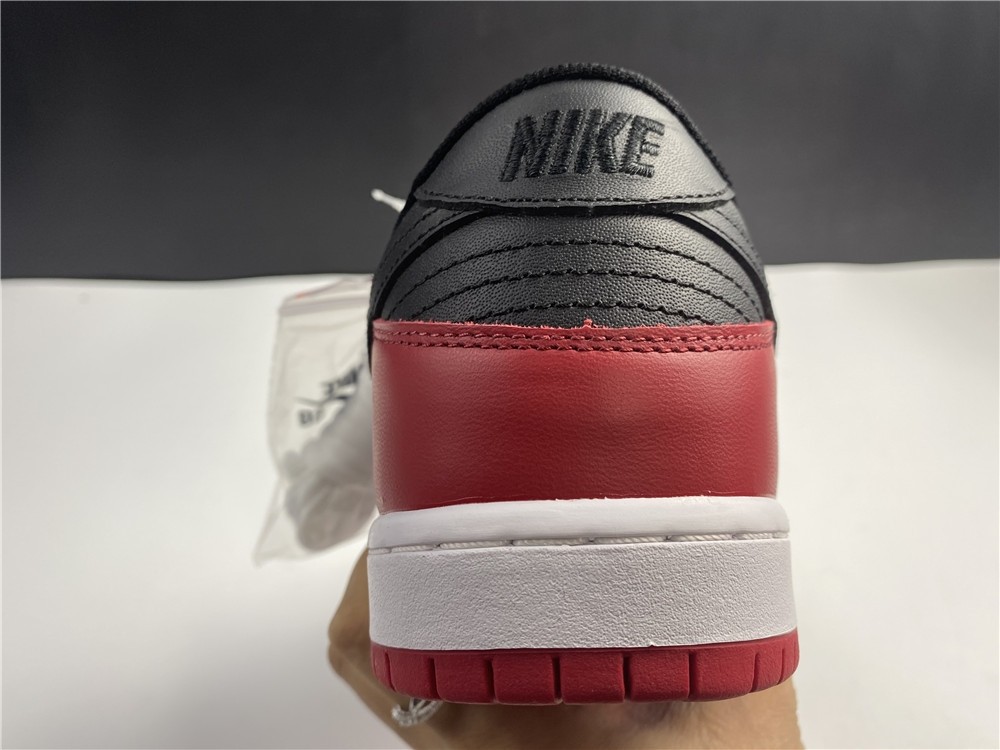 Nike SB Dunk Low Chicago BQ6817-600