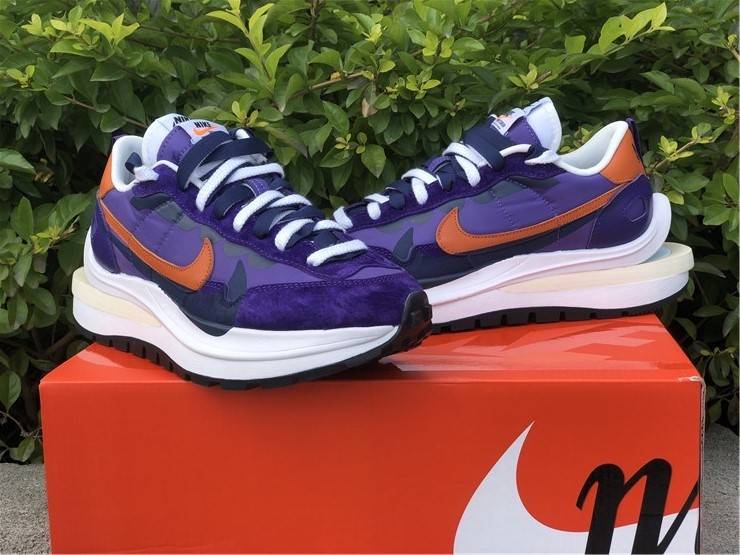 Sacai x Nike VaporWaffle DD1875-200