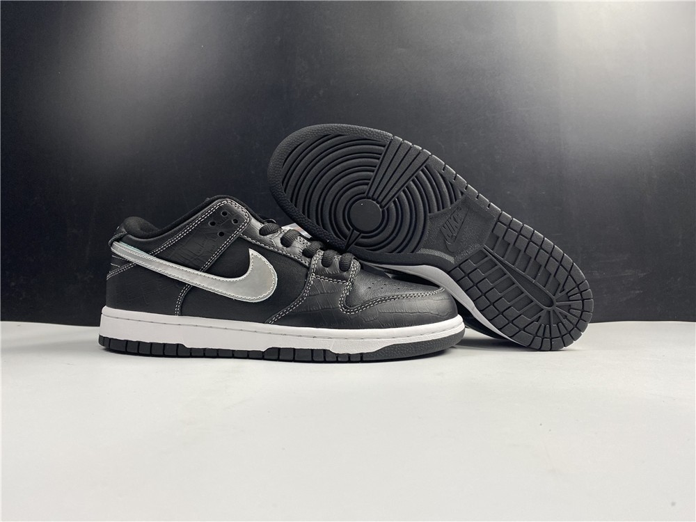 Nike SB Dunk Low BV1310-001