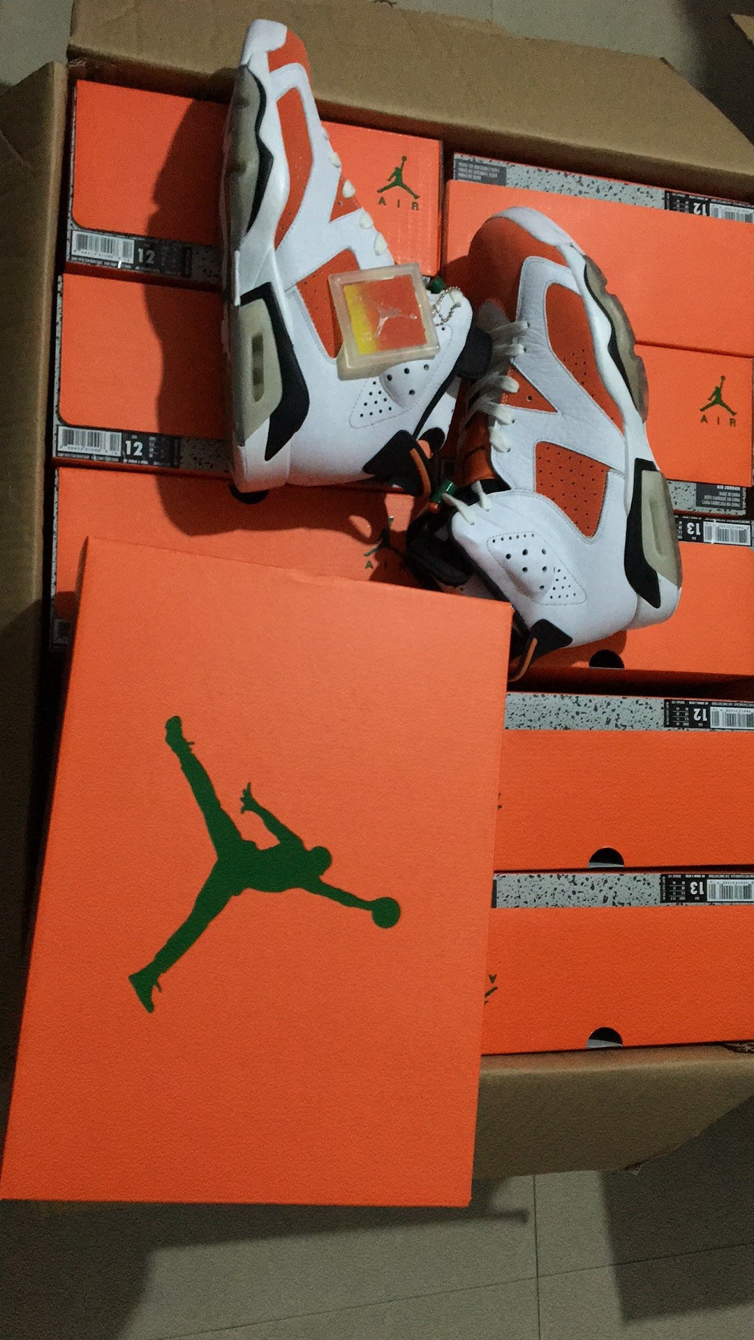 AIR JORDAN 6 RETRO NRG G8RD "GATORADE" orange mens 384664-145