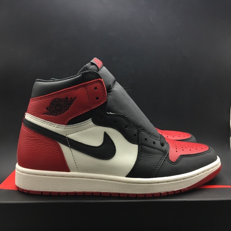 Air Jordan 1 Retro High OG Bred Toe 555088-610