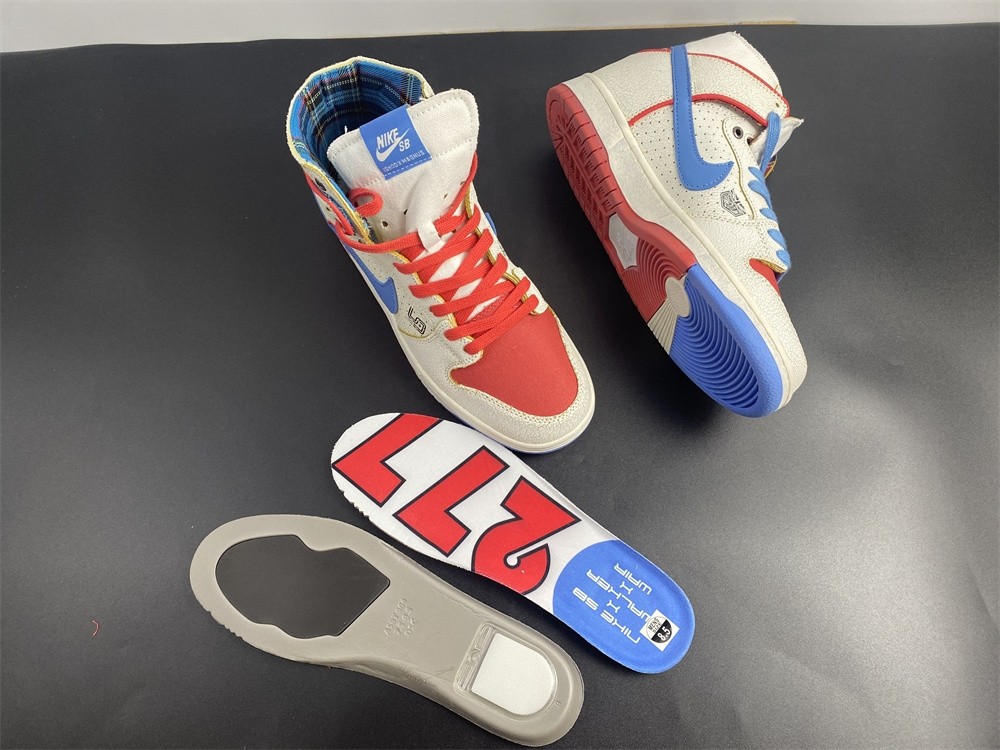 Ishod Wair x Magnus Walker x Nike SB Dunk High DH7683-100