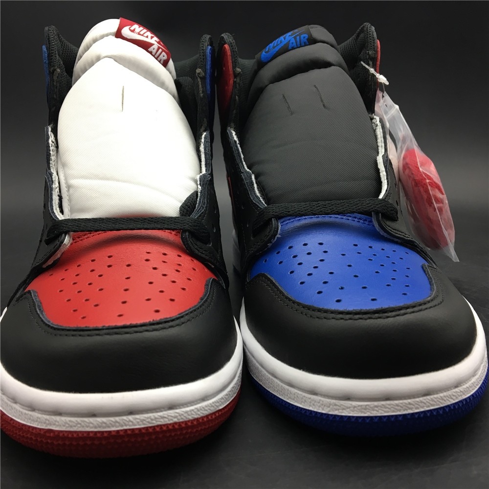 AIR JORDAN 1 RETRO HIGH OG "TOP 3" 555088-026