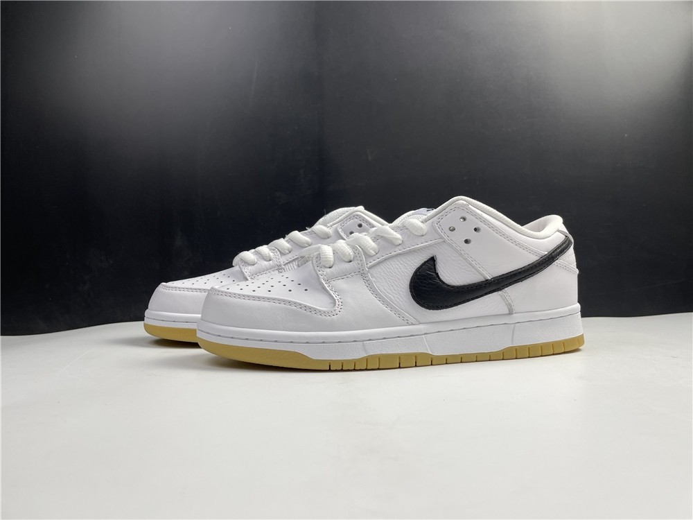 Nike SB Dunk Low “Classic Green” CD2563-100