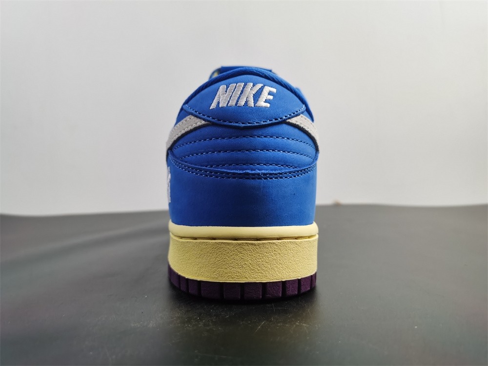Undefeated Nike Dunk Low Dunk vs AF1 DH6508-400