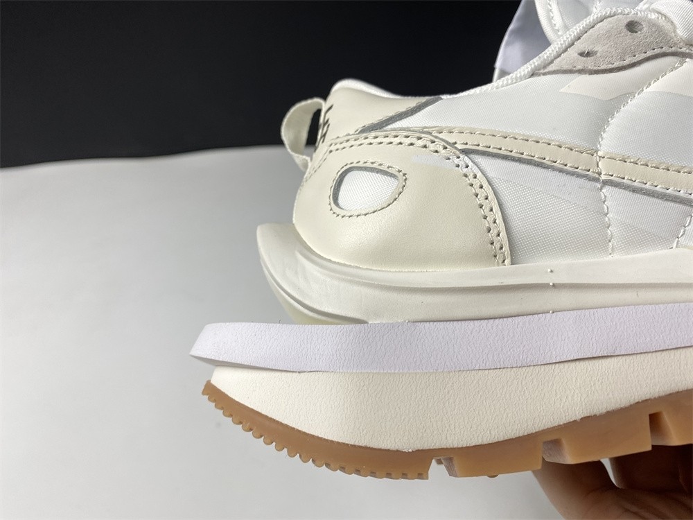 Nike regasus vaporrly SP x Sacai DD1875-100