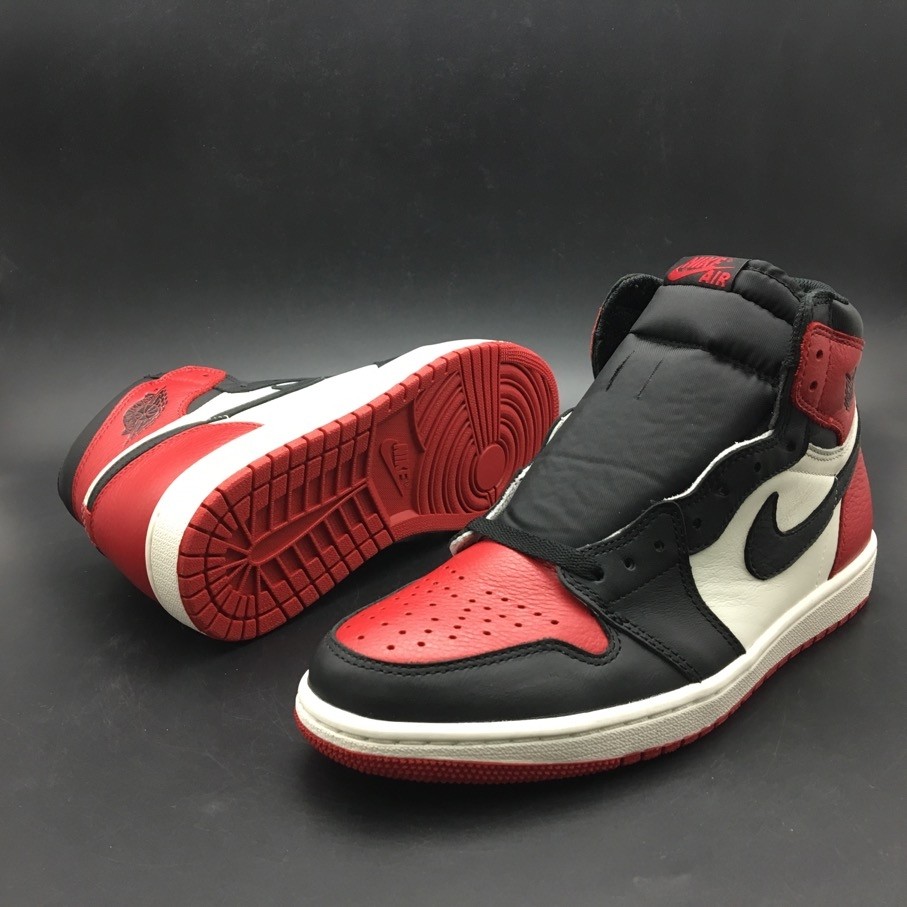 Air Jordan 1 Retro High OG Bred Toe 555088-610
