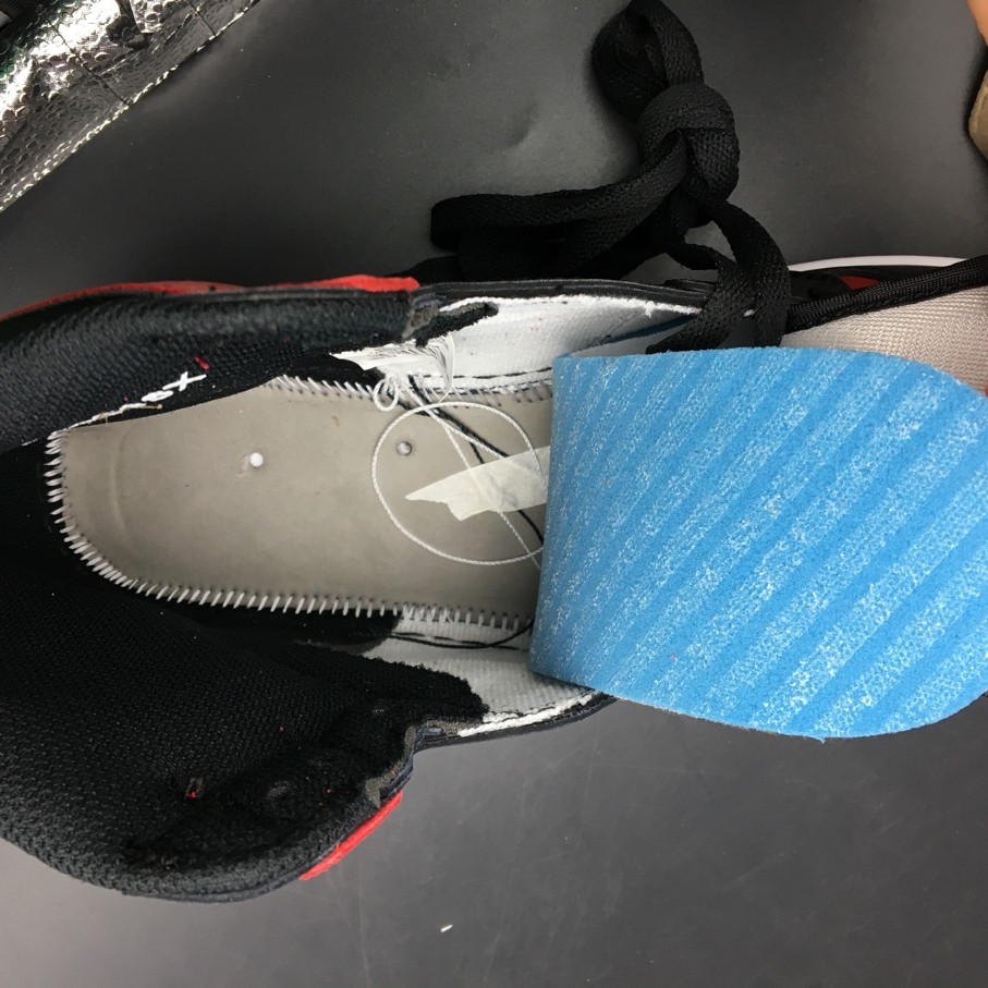 AJ1 Air Jordan 1 Retro High OG Banned 555088-001