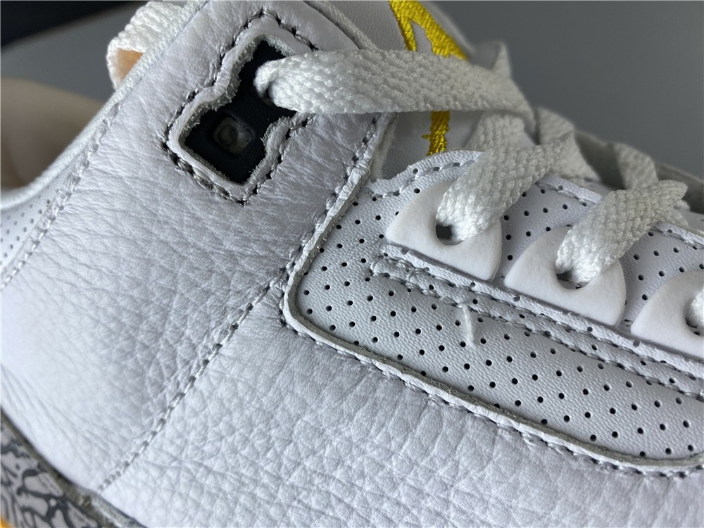 Air Jordan 3 WMNS “Laser Orange” CK9246-108
