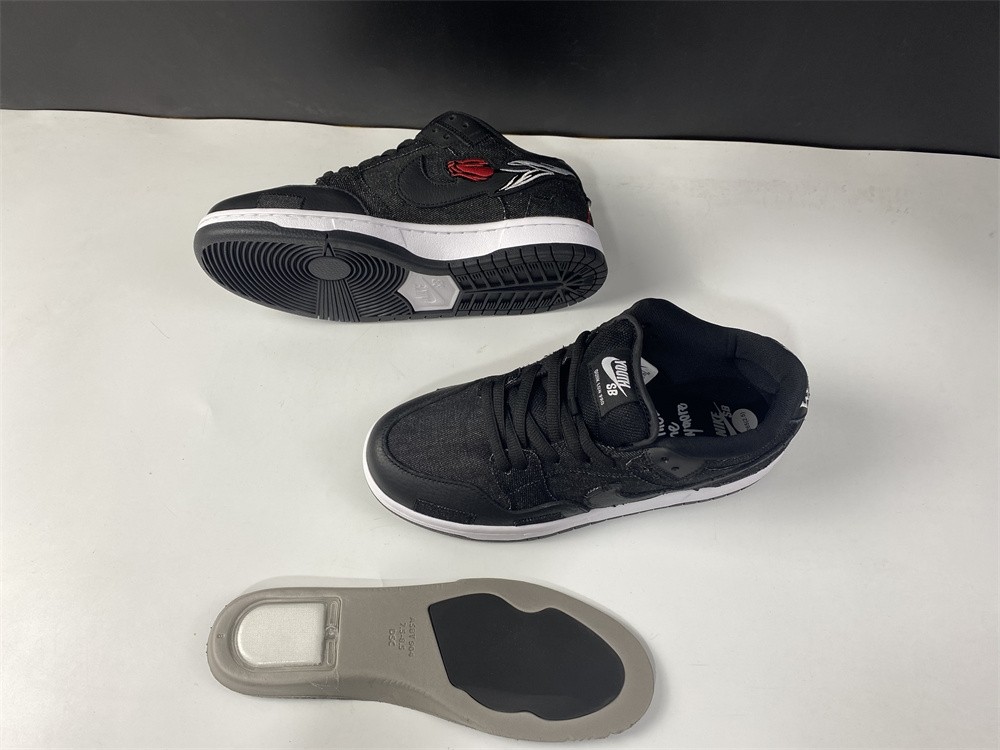 Wasted Youth x Nike Dunk SB Low “Black” DD8386-001
