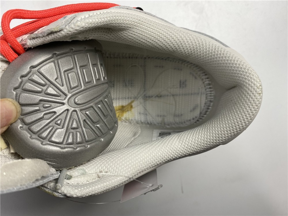 Off-White x Nike Dunk Low CT0856-900