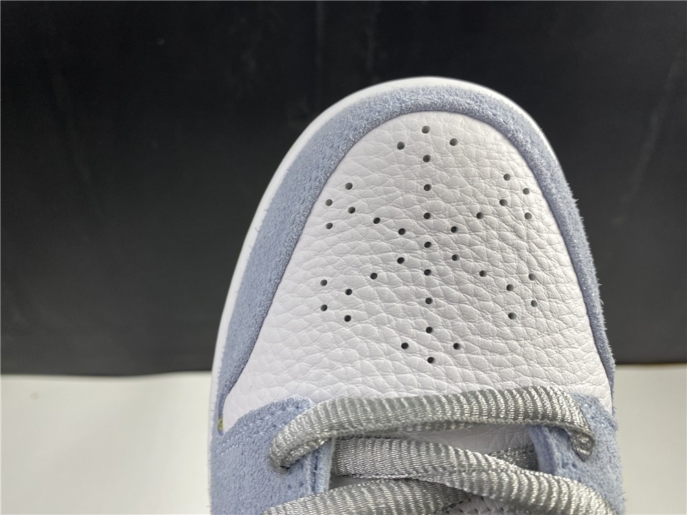 (Sean Cliver)x Nike SB Dunk Low DC9936-100