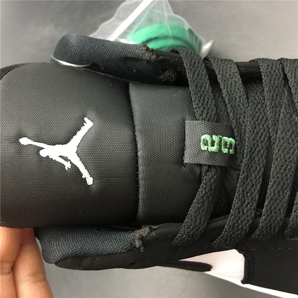 Jordan 1 Low Mystic Green 553558-113