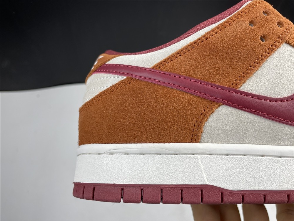 Nike SB Dunk Low Pro BQ6817-202