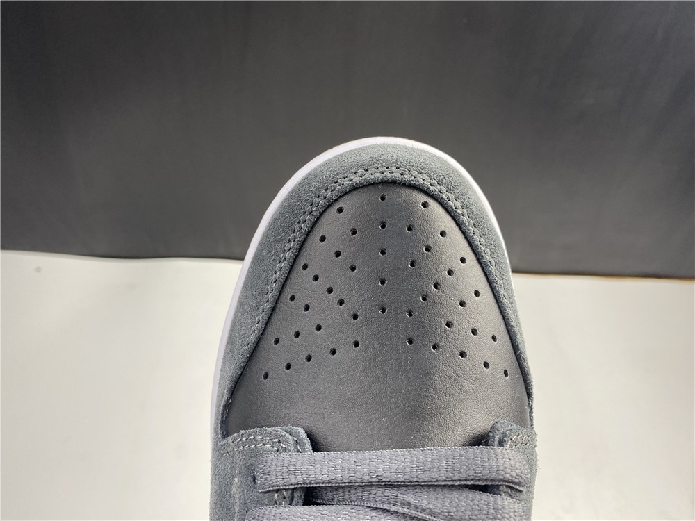 NIKE SB DUNK LOW TRD AR0778-001