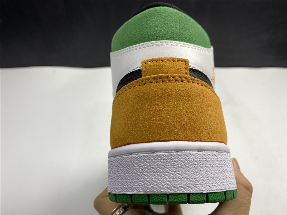 Air Jordan 1 MID SE 852542-101