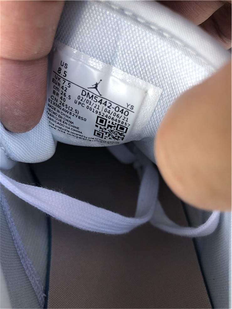 Air Jordan 1 Low Mighty Swooshers DM5442-040