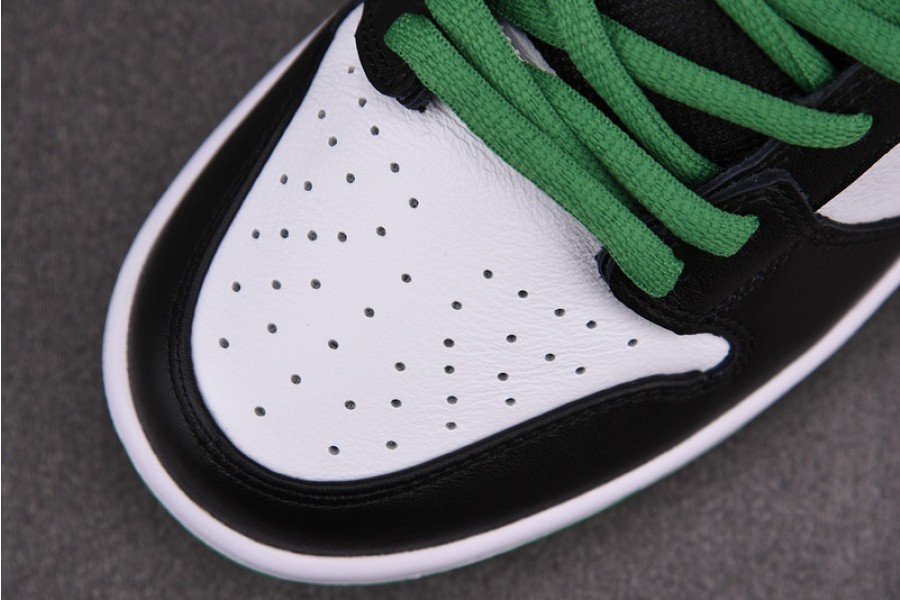 Nike SB Dunk Low “Classic Green” BQ6817-302