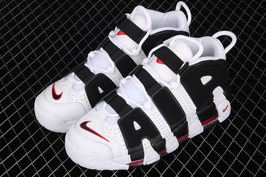 Nike Air More Uptempo “Scottie Pippen” PE white/ black  414962-105