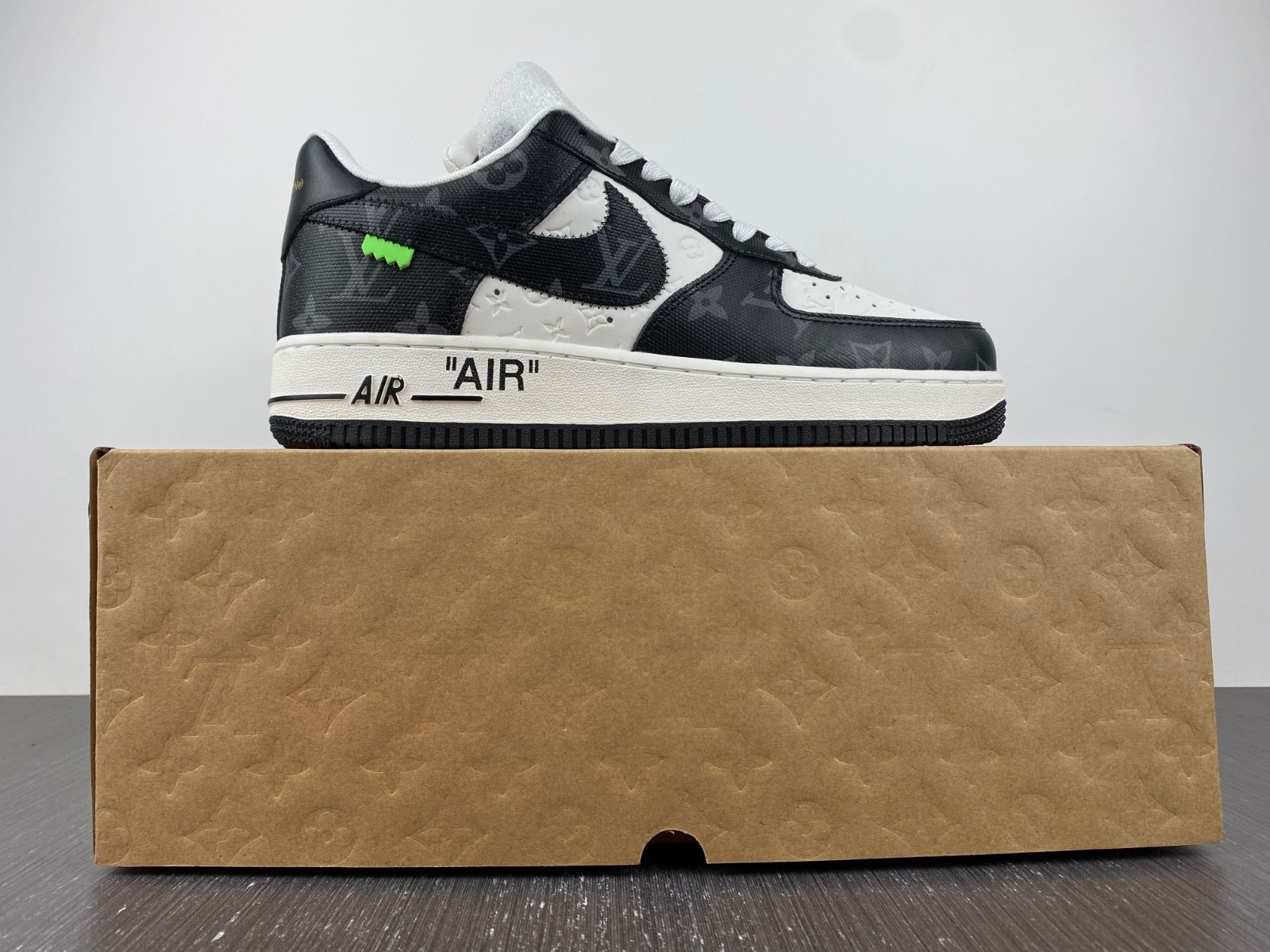 L-V x Nike Air Force 1 black and white. MS0232