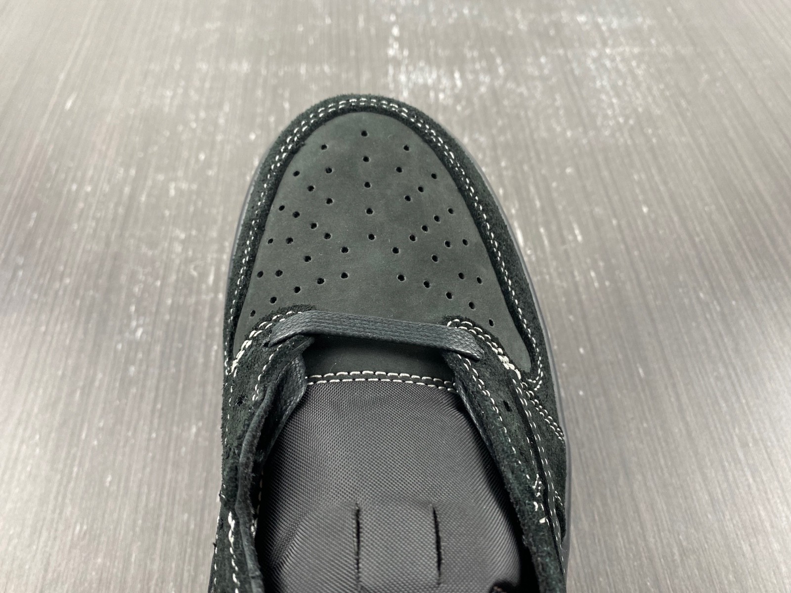 TRAVIS SCOTT X AIR JORDAN 1 LOW OG SP "BLACK PHANTOM" DM7866-100