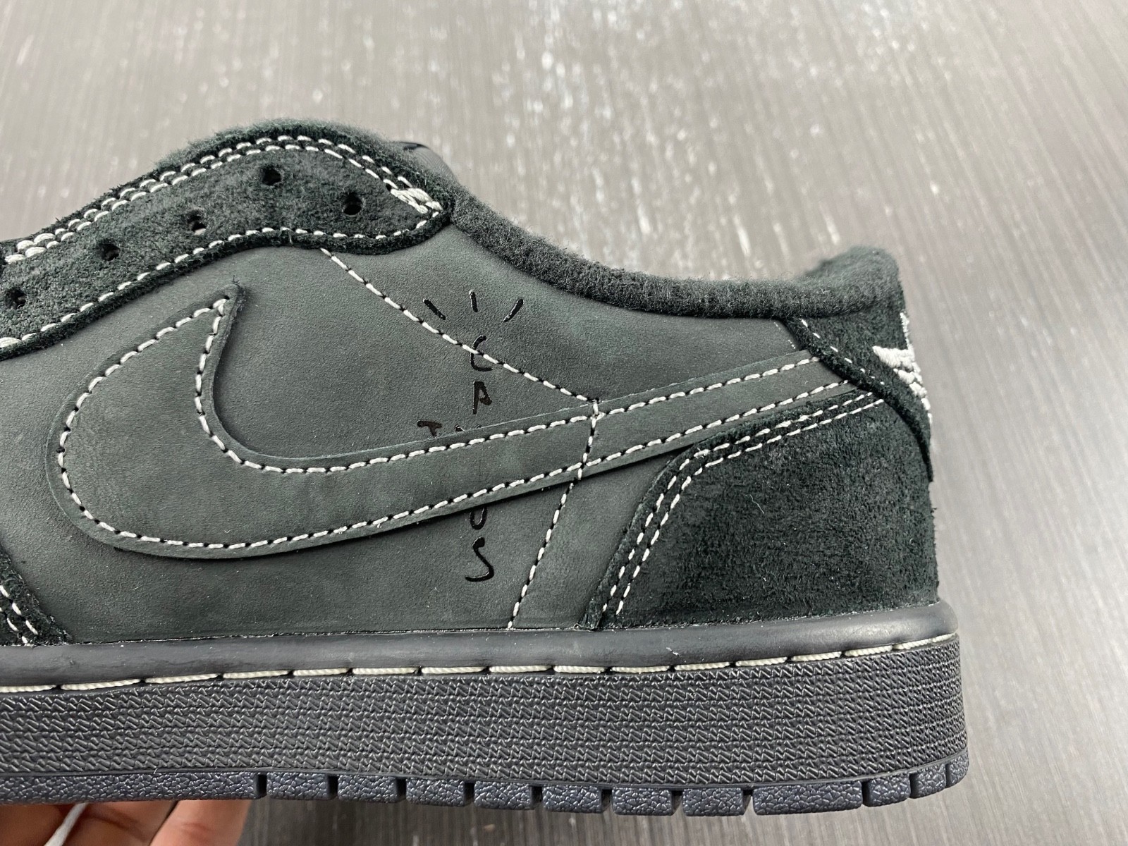 TRAVIS SCOTT X AIR JORDAN 1 LOW OG SP "BLACK PHANTOM" DM7866-100