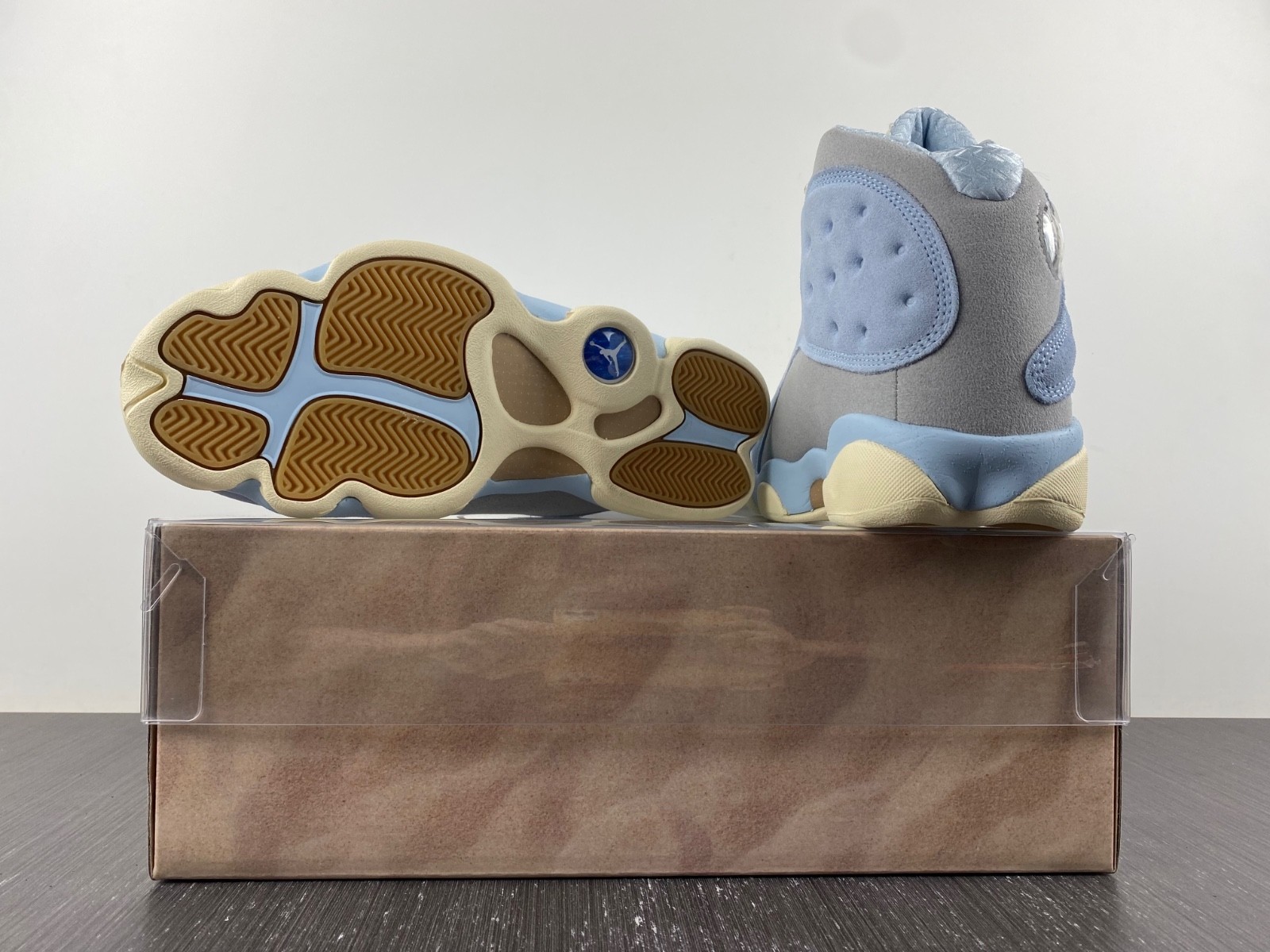 SoleFly x Air Jordan 13 DX5763-100