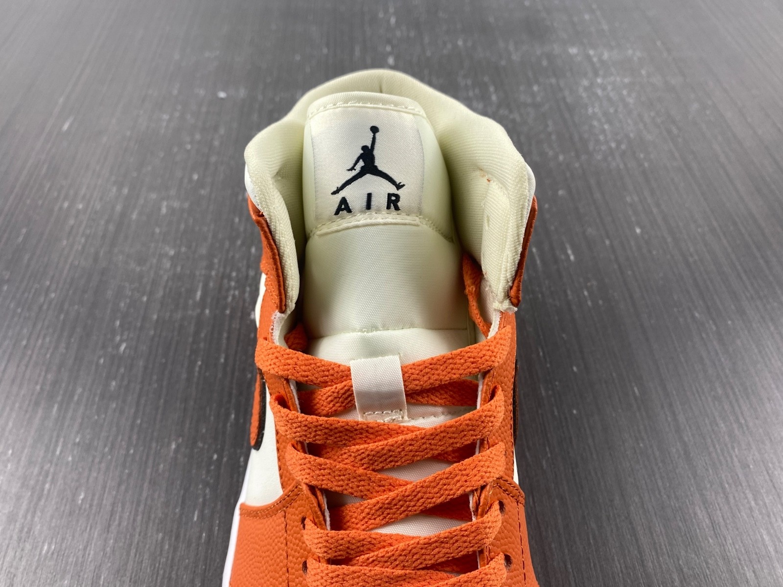 Air Jordan 1 Mid "Sport Spice" DV1302-100