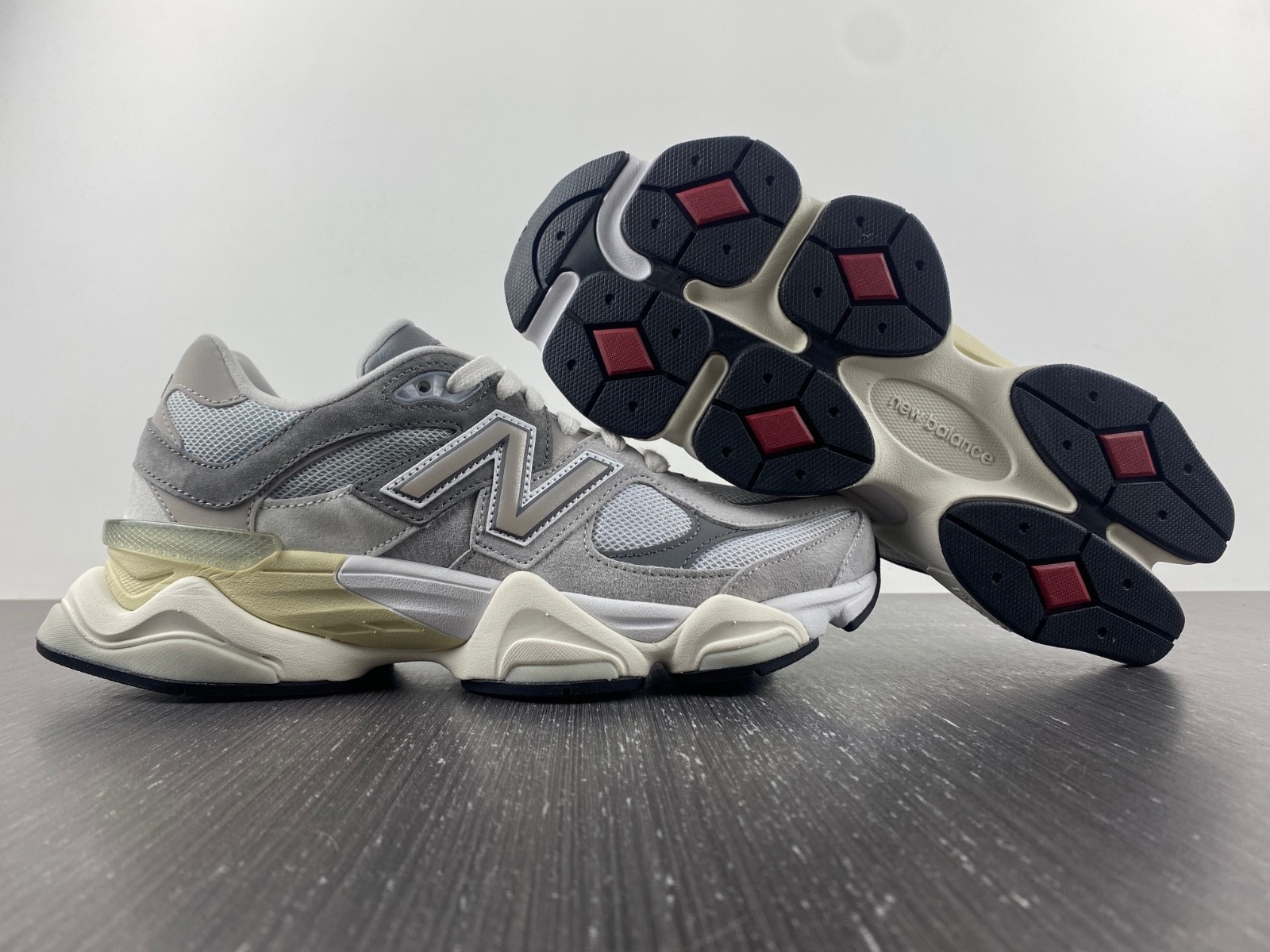 NEW BALANCE  Rain Cloud Grey - U9060GRY