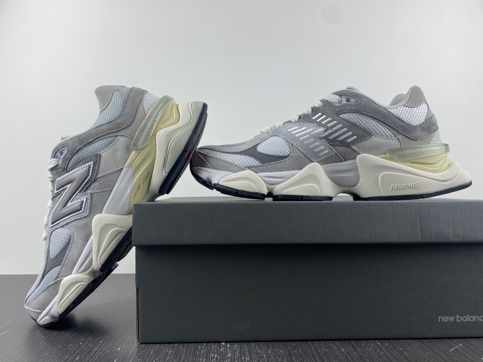 NEW BALANCE  Rain Cloud Grey - U9060GRY