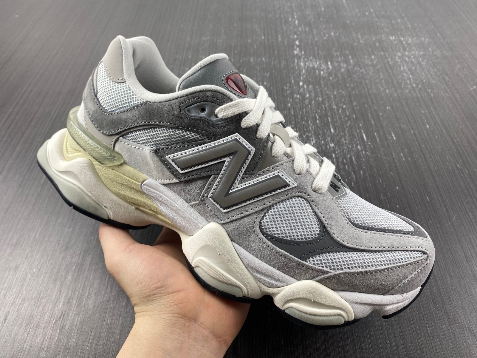 NEW BALANCE  Rain Cloud Grey - U9060GRY