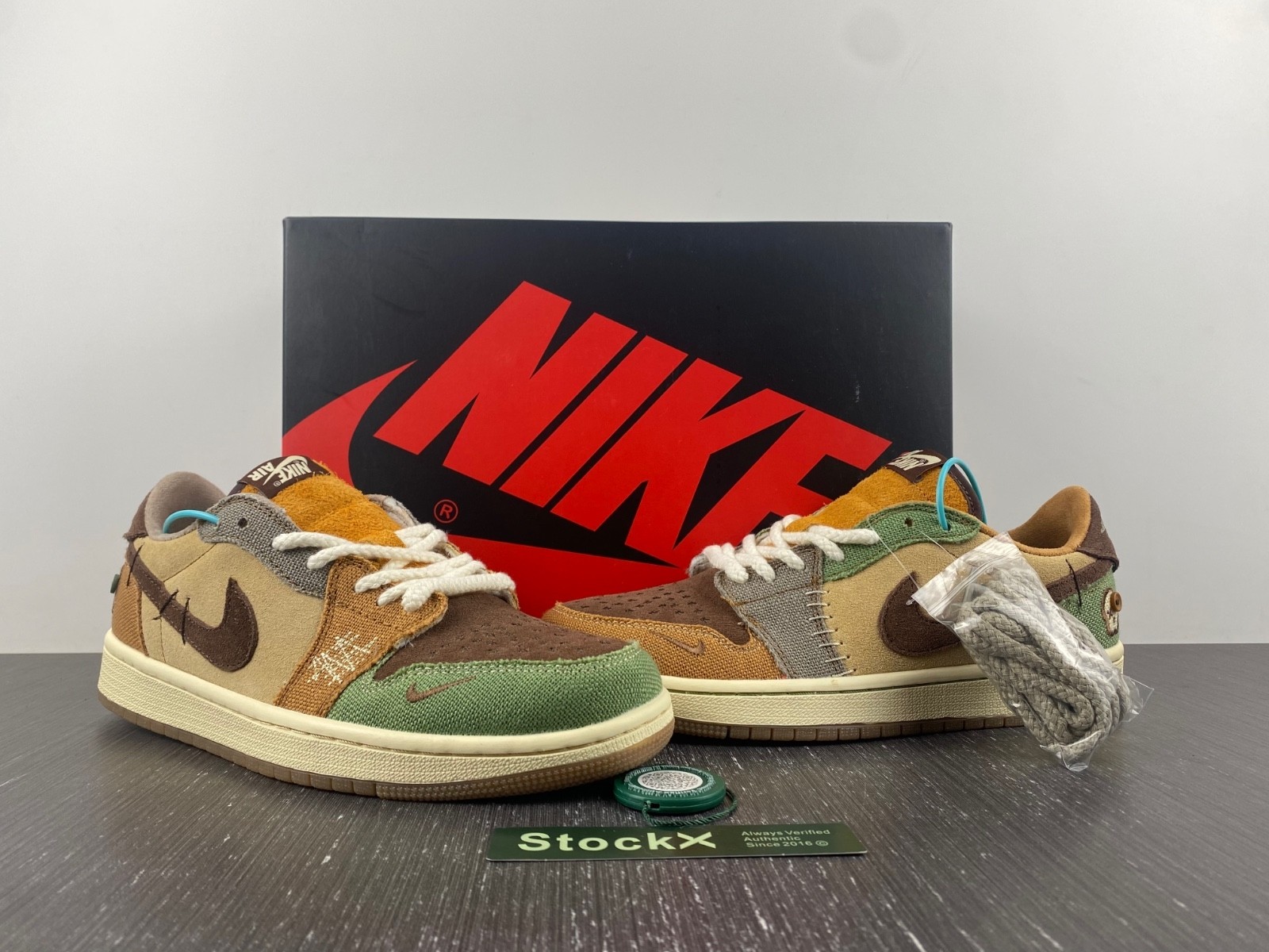 Air Jordan 1 Retro Low OG Zion Williamson Voodoo DZ7292-200