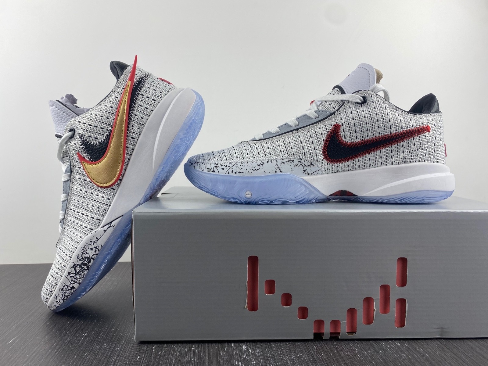 Nike LeBron 20 “The Debut” DJ5423-100