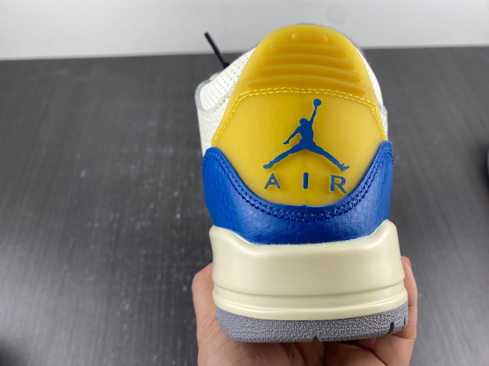 Air Jordan 3 Retro Racer Blue - 398614-145