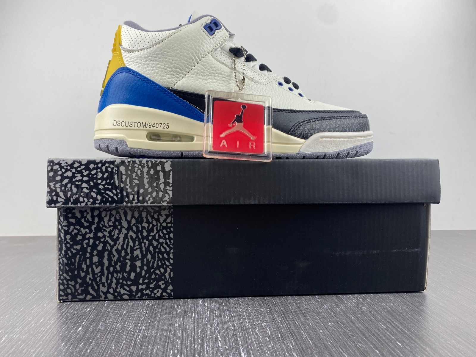 Air Jordan 3 Retro Racer Blue - 398614-145