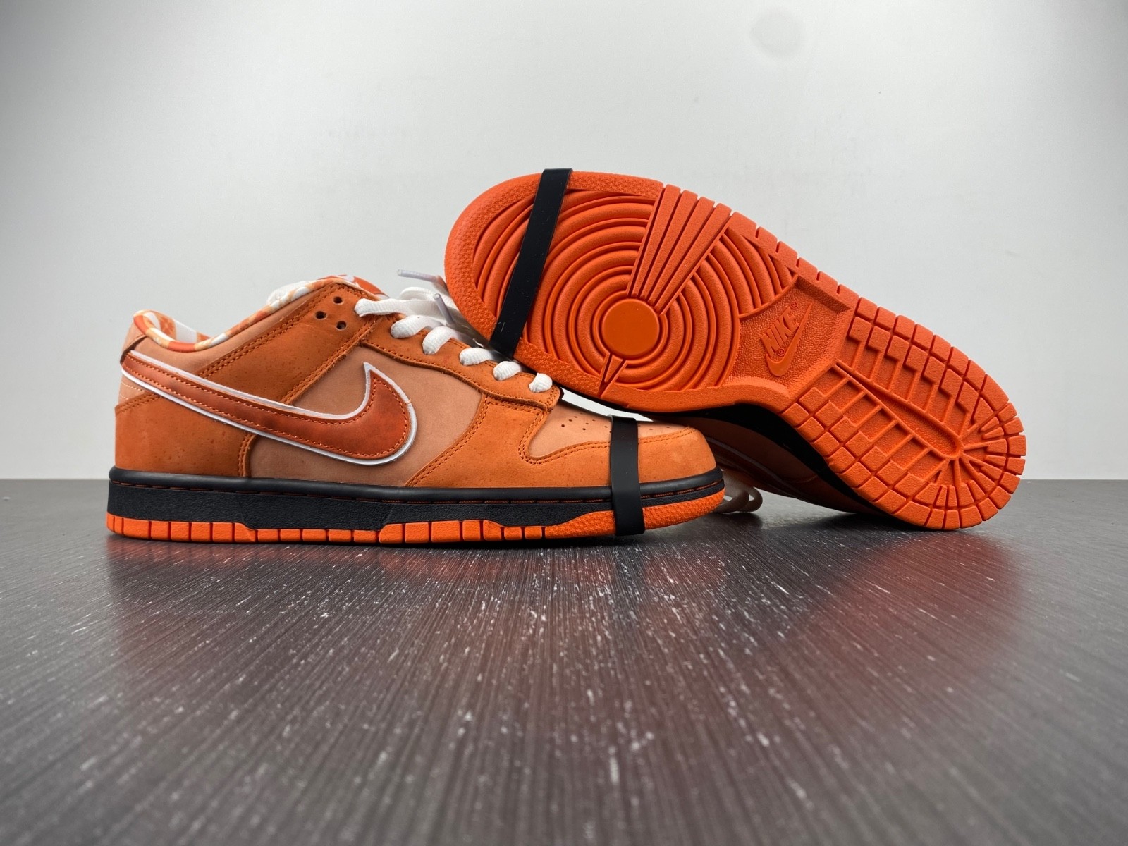 Nike SB Dunk Low Concepts Orange Lobster FD8776-800