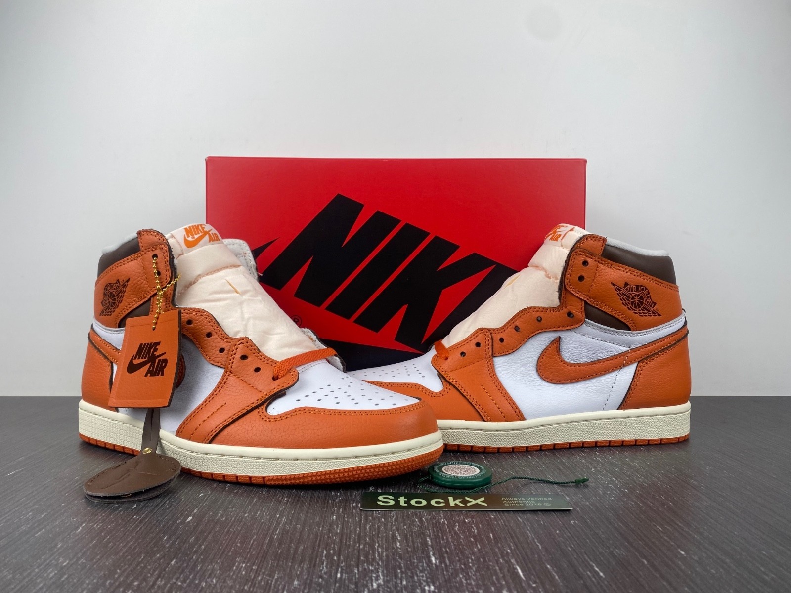 Air Jordan 1 Retro High OG Starfish (W) - DO9369-101