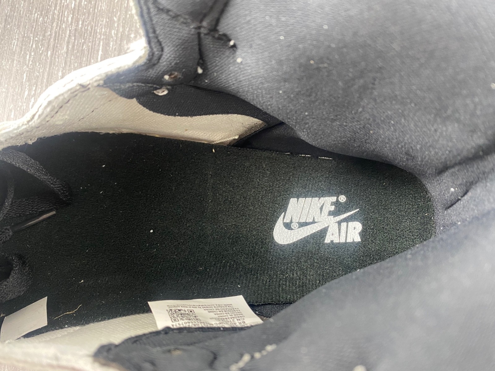 Air Jordan 1 Retro High OG White Cement - DZ5485-052