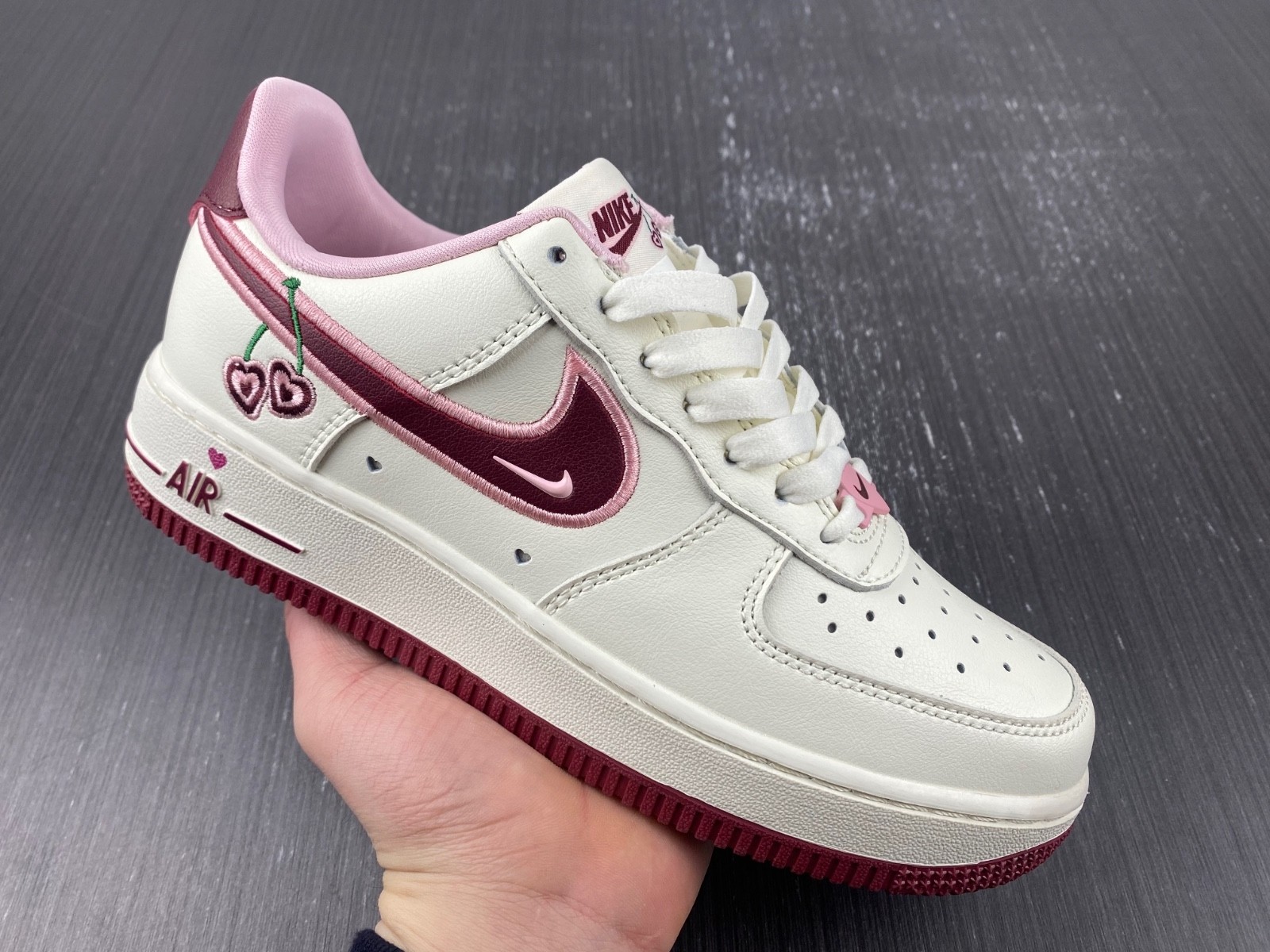 Nike Air Force 1 Low Valentine