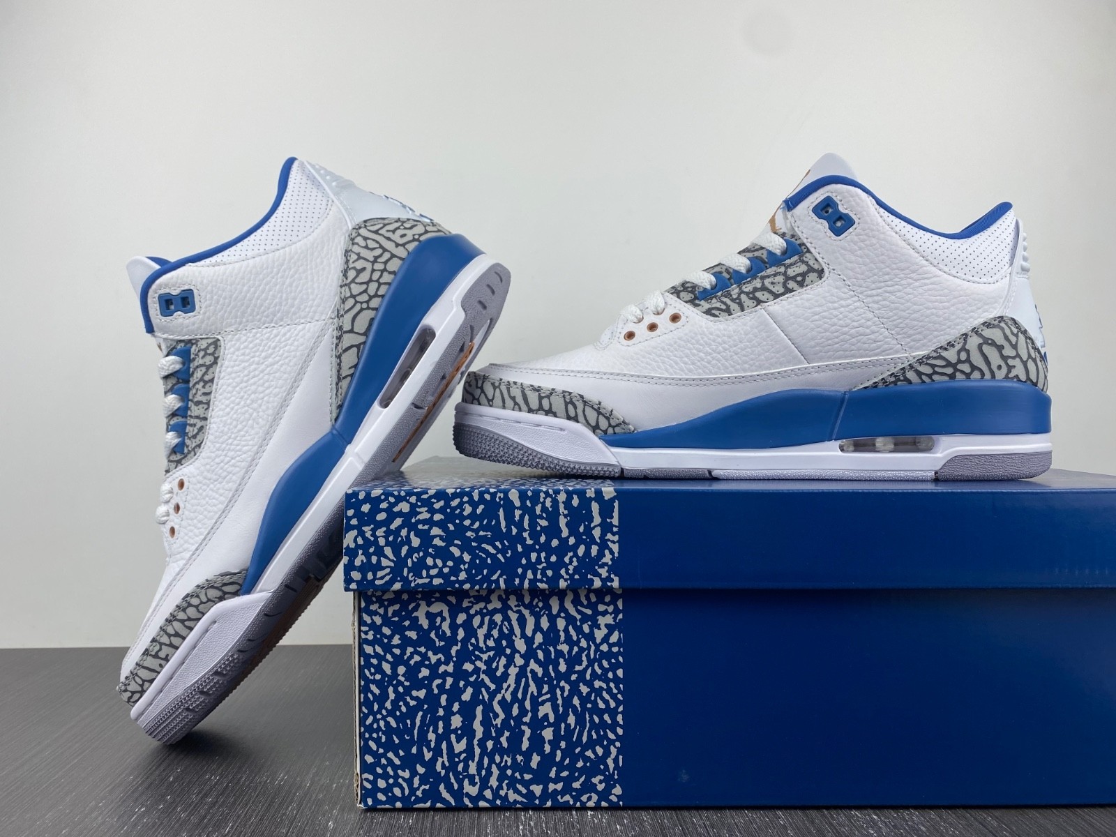 Air Jordan 3 "Wizards PE" CT8532-148