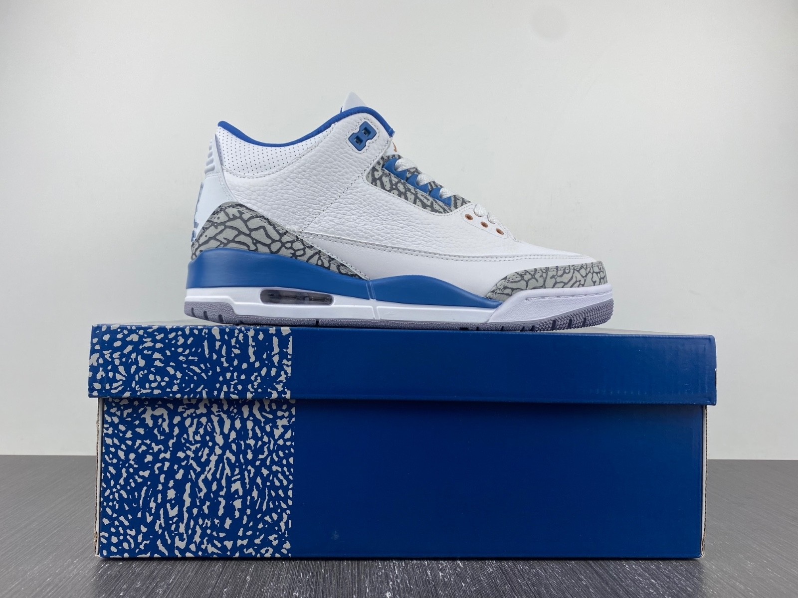 Air Jordan 3 "Wizards PE" CT8532-148