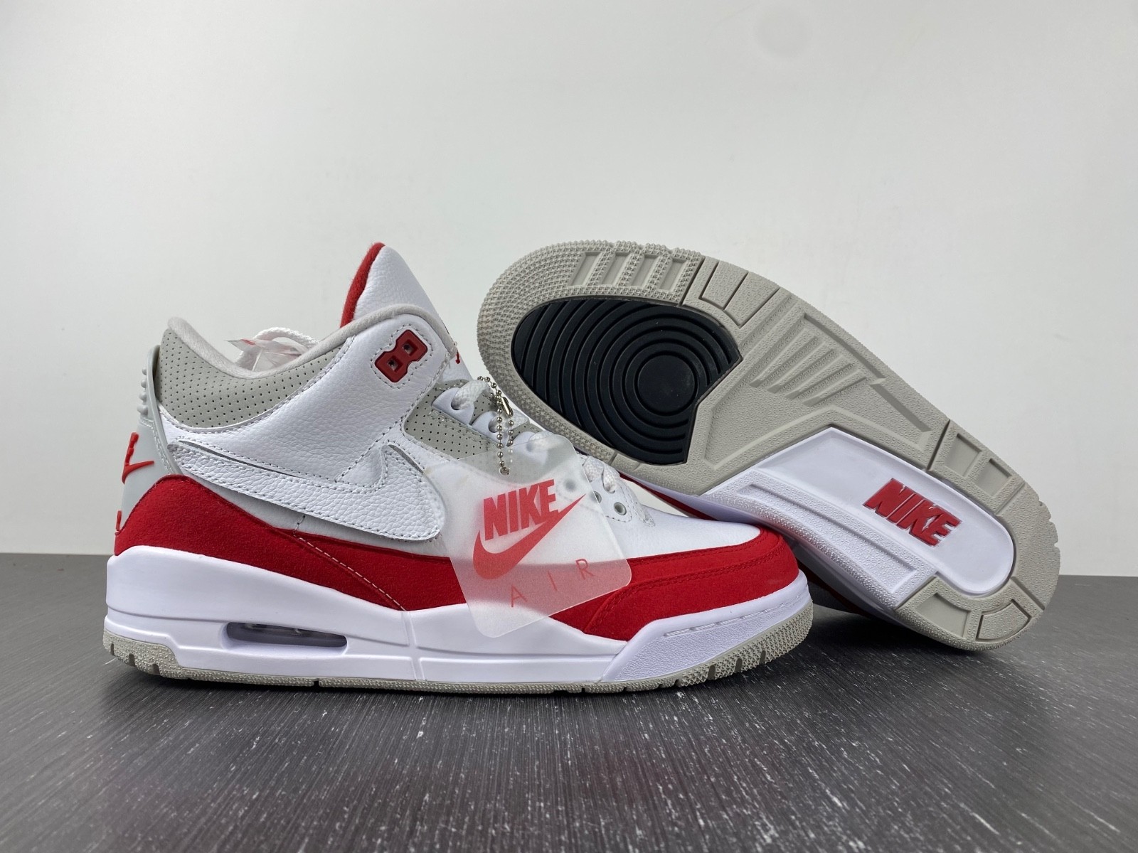 Air Jordan 3 Retro Tinker White University Red - CJ0939-100